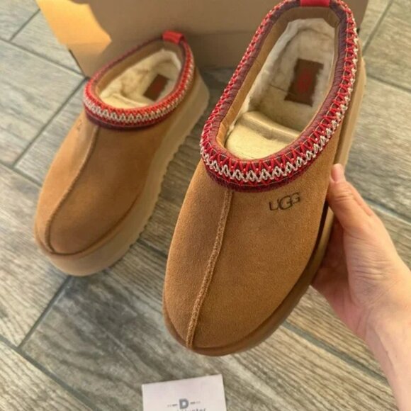 Ugg Tazz Platform Slippers Chestnut - Picture 1 of 9